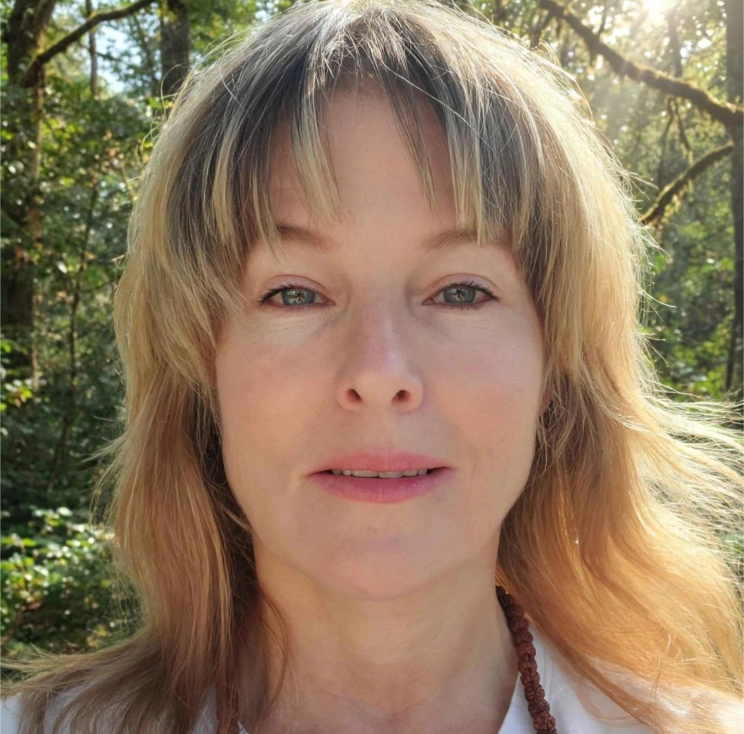 Gretchen James